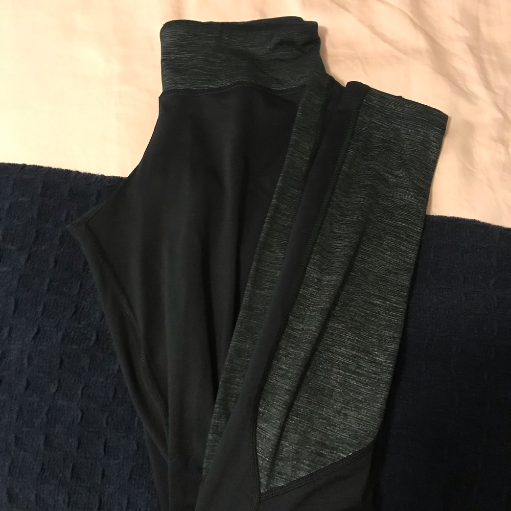 Black leggings